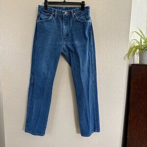 Wrangler Straight Leg Jeans  Size 33 x 32, mens jeans, straight leg jeans, jeans